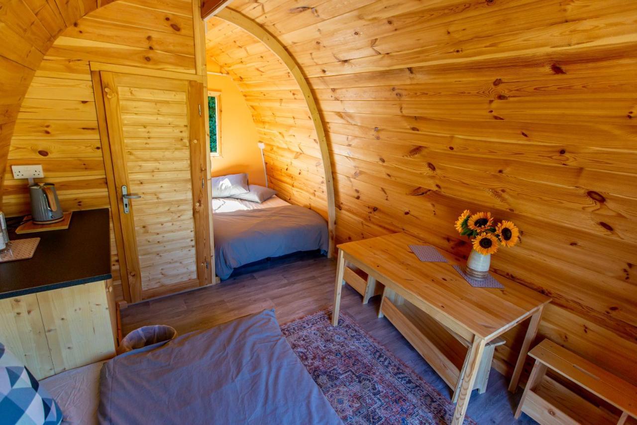 The Woolpack Glamping Hotel เมดสโตน ภายนอก รูปภาพ