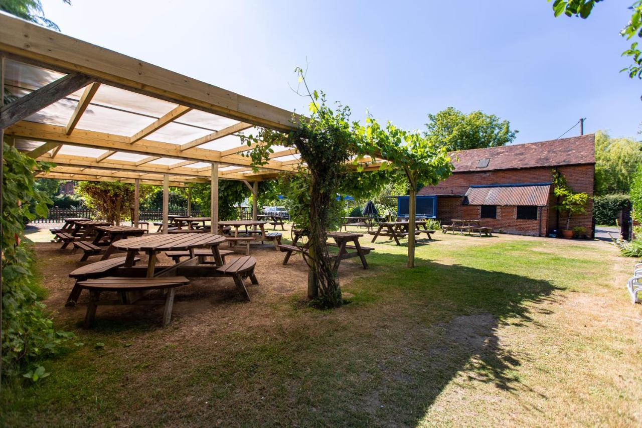 The Woolpack Glamping Hotel เมดสโตน ภายนอก รูปภาพ